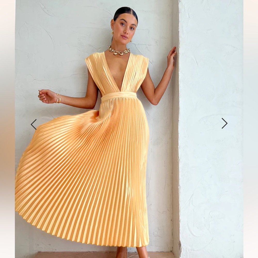 L’IDEE Gala Midi Dress
